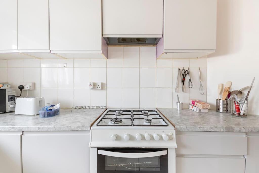 Cosy 1 Bedroom Flat Near Barking Town Centre Exteriér fotografie